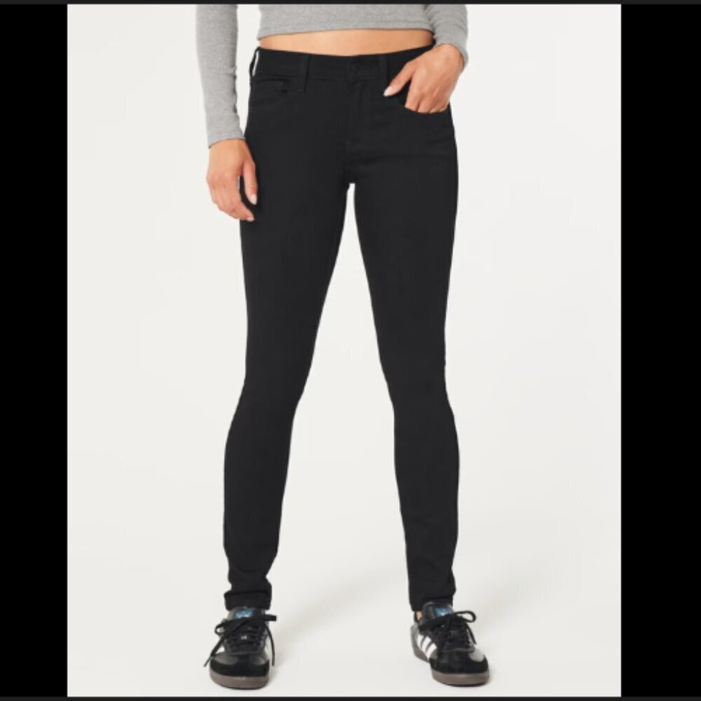 Hollister Women's Juniors Size 3 Short W26 L29 Low-Rise Black Super Skinny Jean
